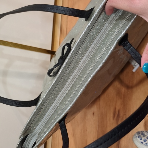 Kate Spade GUC Mavis Silver Taden Street Tote Shimmer Glitter Bag Purse CALLOUTS - Picture 13 of 16